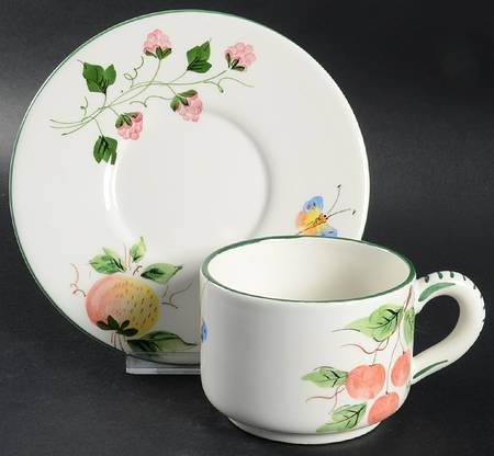 Della Robbia Flat Cup & Saucer Set