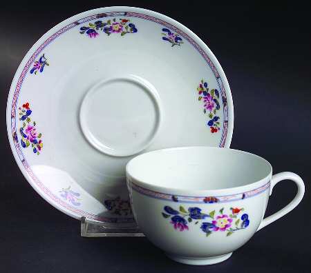 Chen Yang (White Background) Flat Cup & Saucer Set