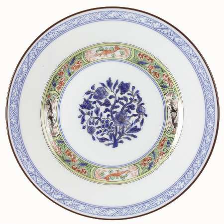 Kan Sou (White Background) Salad/Dessert Plate