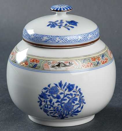 Kan Sou (White Background) Sugar Bowl & Lid