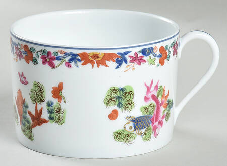 Kiang She (White Background) Breakfast Cup
