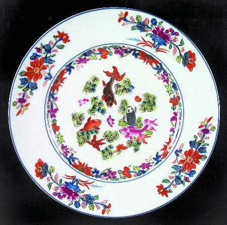 Kiang She (White Background) Dinner Plate