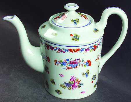 Kiang She (White Background) Teapot & Lid