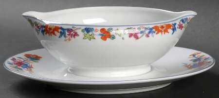Kiang She (White Background) Gravy Boat with Attached Underplate