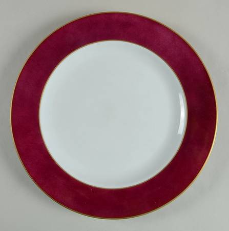 Les Nacres Purple Service Plate (Charger)