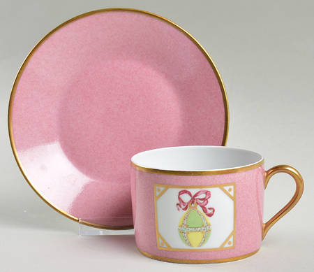 St. Petersbourg Flat Cup & Saucer Set