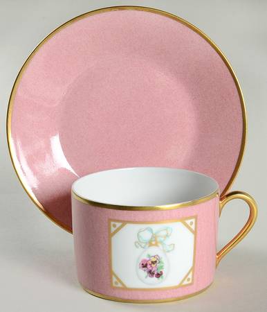St. Petersbourg Flat Cup & Saucer Set