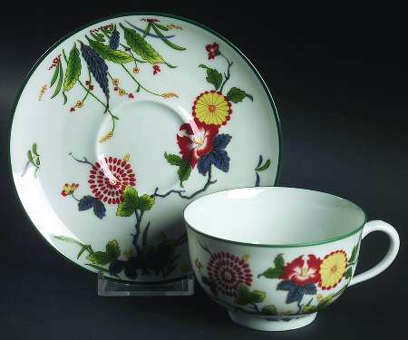 Tan Yu Flat Cup & Saucer Set