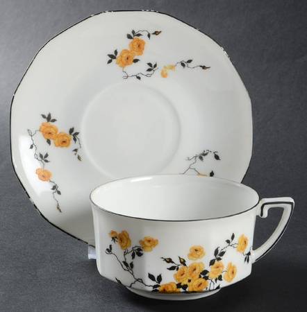 PUN23 Flat Cup & Saucer Set