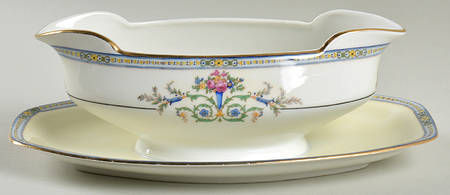 PUN30 Gravy Boat with Attached Underplate