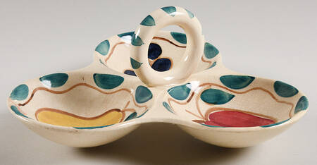 Fruit 3-Part Relish with Center Ceramic Handle