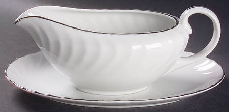 Estate Gravy Boat & Underplate/Relish
