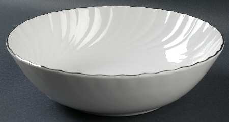 Estate 9" Round Vegetable Bowl