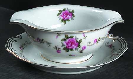 First Love Gravy Boat with Attached Underplate