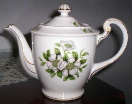 Janet Teapot & Lid