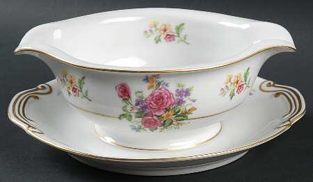Melody Gravy Boat with Attached Underplate