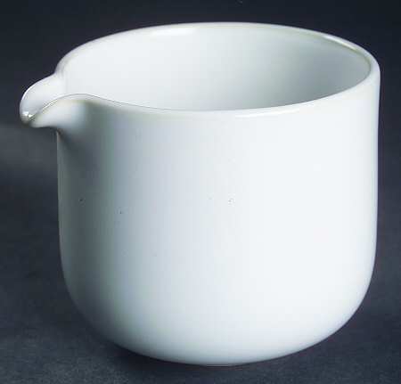 Radius Arctic White Creamer