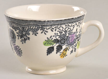 PRG10 Footed Cup
