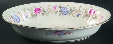 Chatelaine 10" Oval Vegetable Bowl