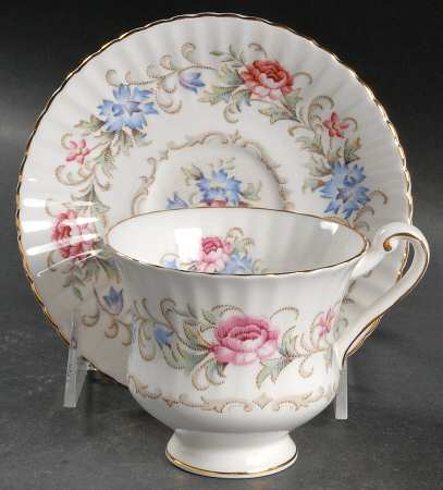 Chatelaine Footed Cup & Saucer Set
