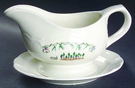 Apple Valley Gravy Boat & Underplate