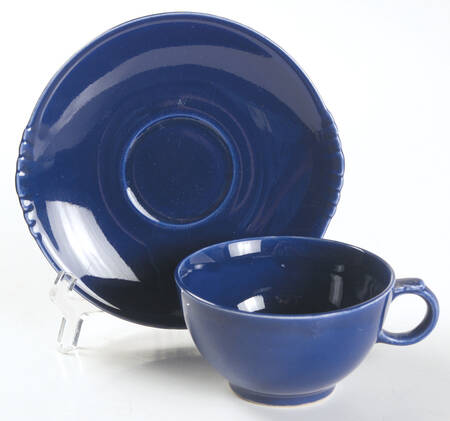 Caliente Sapphire Blue (Shell Crest) by Paden City