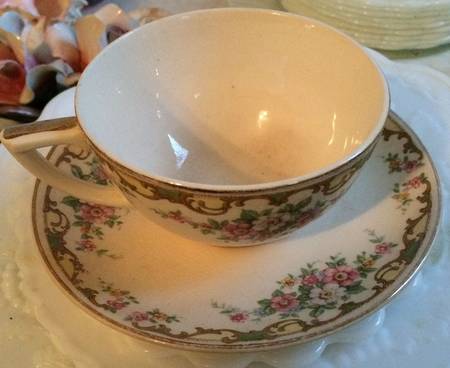 PCP92 Flat Cup & Saucer Set
