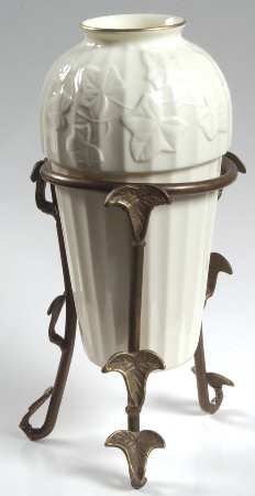 Sherwood 6" Vase with Metal Stand