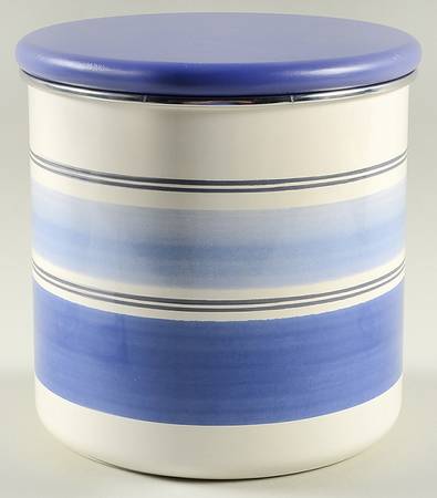 Rio Large Metal Canister & Wood Lid
