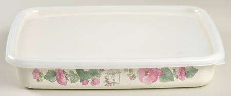 Cape May 10" Rectangular Metal Baker W/Plastic Lid