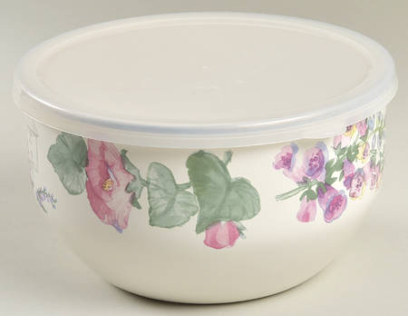 Cape May 7" Metal Bowl & Plastic Lid