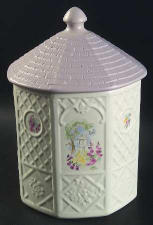 Cape May Sculpted Cookie Jar & Lid
