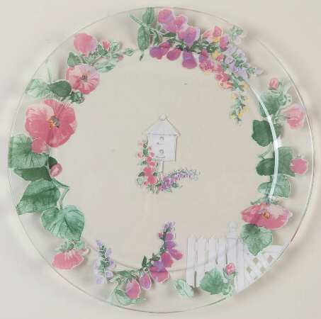 Cape May Round Glassware Cake Plate