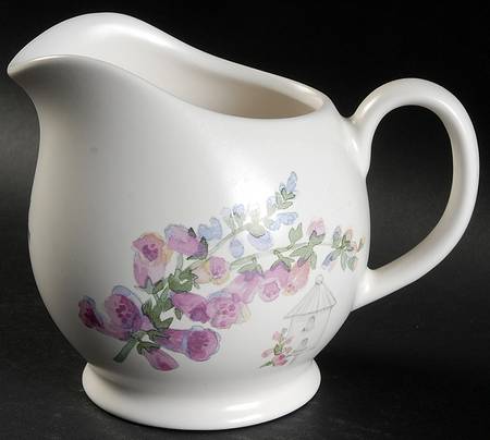 Cape May Large Gravy Boat/Pitcher