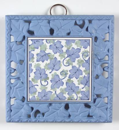 Blue Isle Hanging Trivet