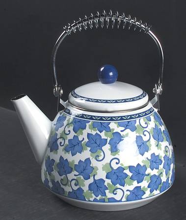 Blue Isle Metal Kettle & Lid