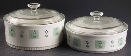 Cloverhill Floral 4-Piece Bakeware Set (2 Bakers with Lids)