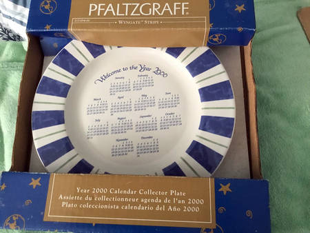 Wyngate Stripe "2000" Calendar Plate
