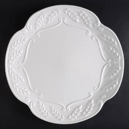 Laurel White (Scalloped) by Pfaltzgraff