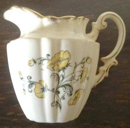 6922 Creamer