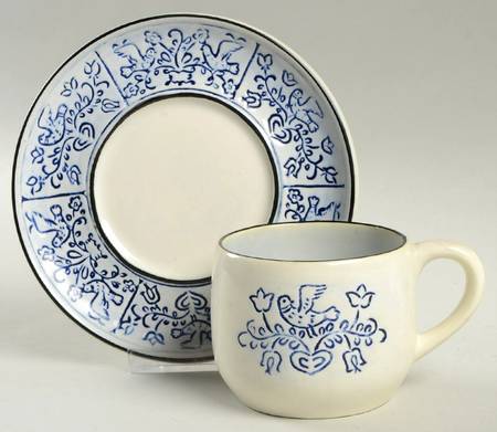 Blue Dowry Flat Cup & Saucer Set