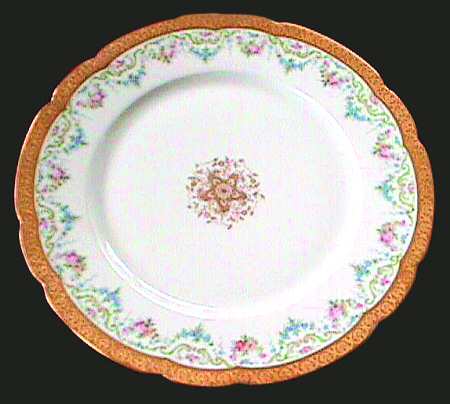 POY129 Luncheon Plate