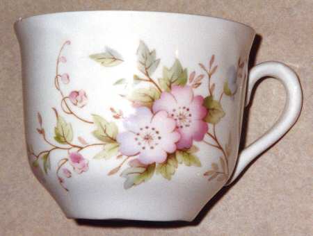 Annabelle Flat Cup