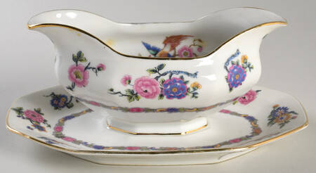 POY135 Gravy Boat with Attached Underplate