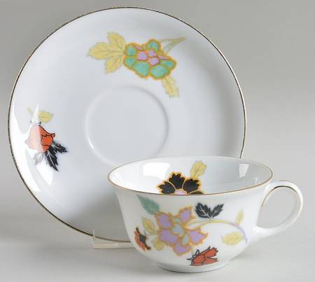 Footed Cup & Saucer Set