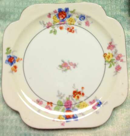 PUN36 Square Salad Plate