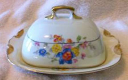 PUN36 Round Covered Butter