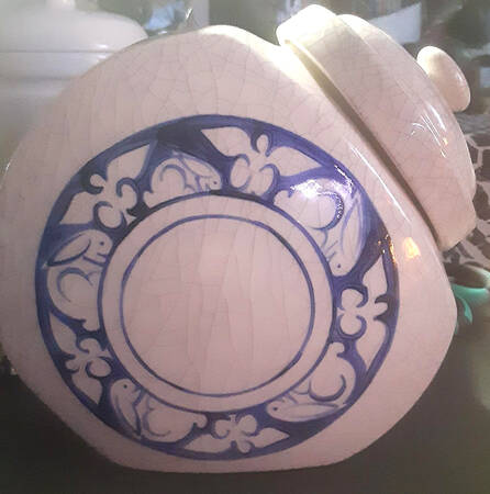 Dedham Rabbit Cookie Jar No Lid