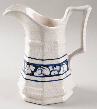 Dedham Rabbit 18 Oz Pitcher