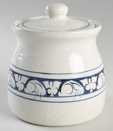 Dedham Rabbit Medium Canister & Lid